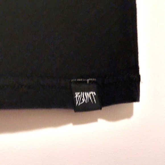 BLUNT Making A Mess Since Ever Black Short Sleeved Graphic T-shirt EUC Size M - Picture 5 of 11